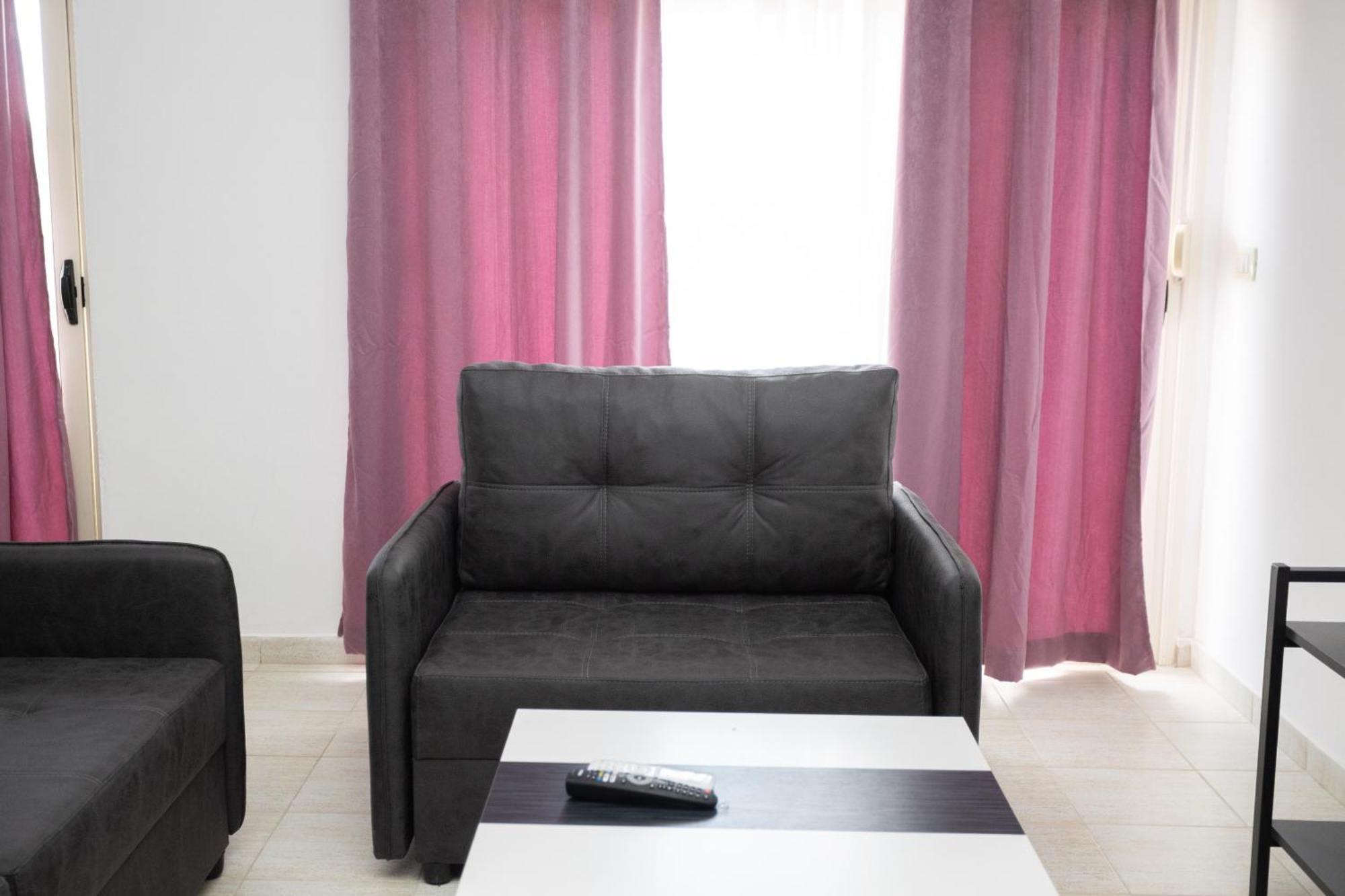 Emigres Apartments Vlorë Eksteriør bilde